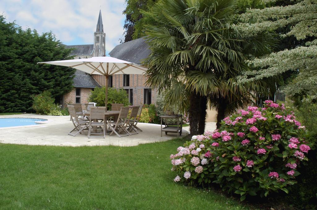 La Demeure De L'Ile Bed & Breakfast Craon  Exterior foto